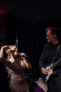 BB984BAB-3DBE-4403-8603-7428D8C42F0F